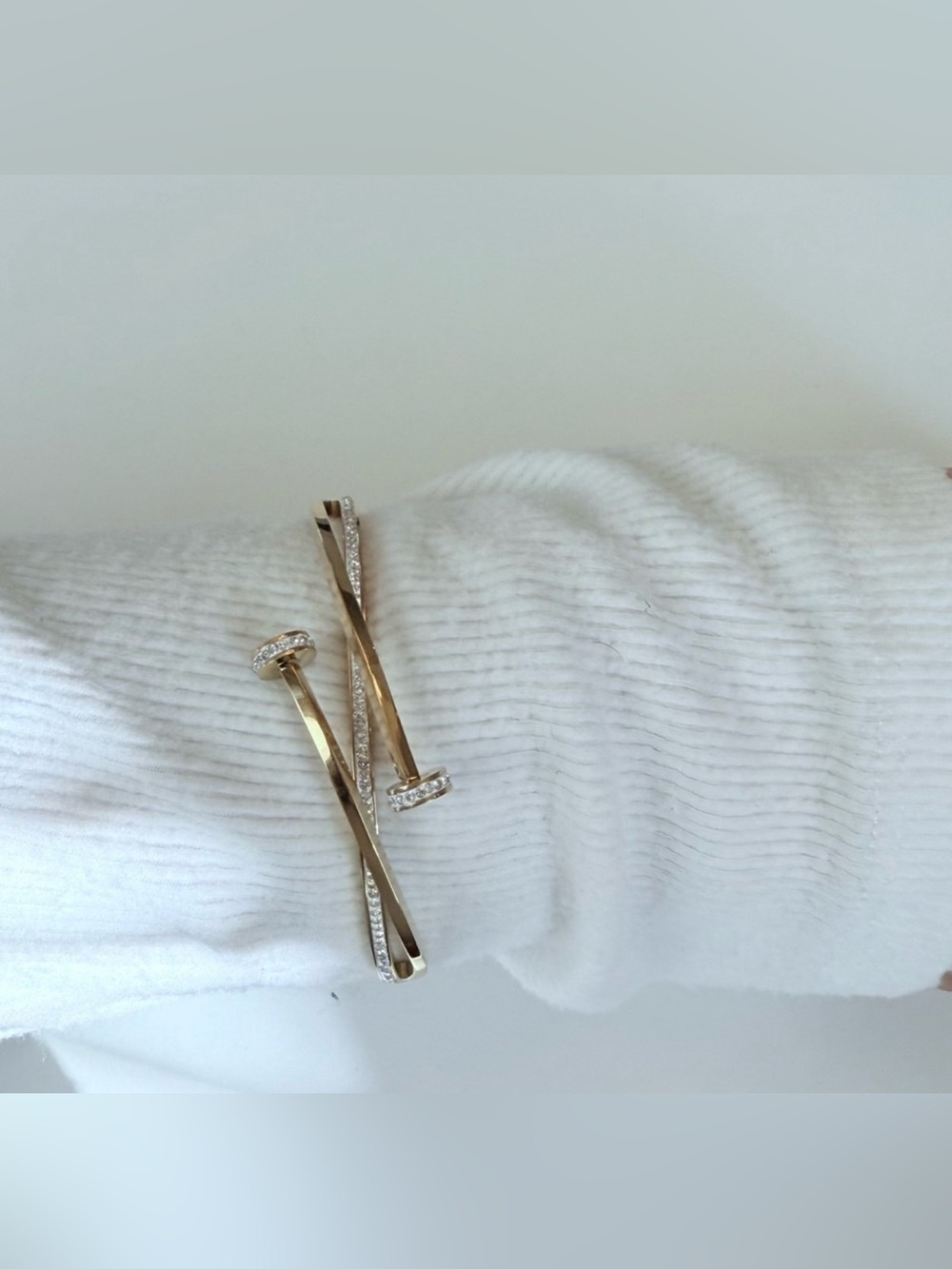 Gold Plated Stainless Steel Cubic Zirconia Screw Head Geometric Bracelet
